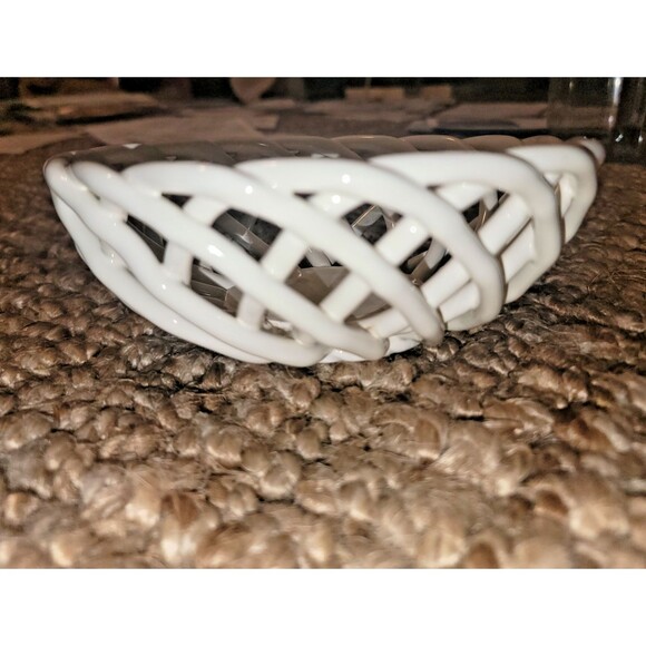 Espana Tabletops Unlimited Open Braid Woven Lattice Ceramic Bowl 7.5" Ivory - Picture 7 of 11